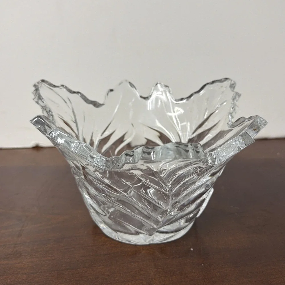 Telefloral Vase Clear Glass Leaf Design and Edging‎ Leaded Crystal Vintage